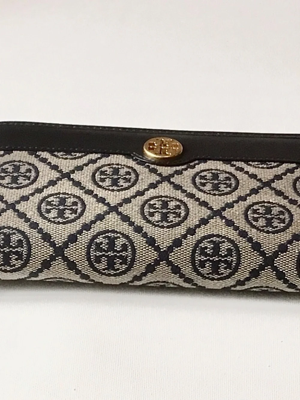 TORY BURCH MONOGRAM SIGNATURE LONG WALLET
